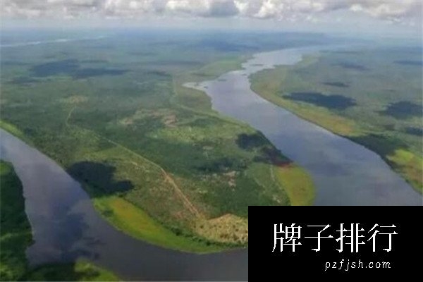 世界十大河流排名 长江/黄河上榜，恒河是印度的母亲河